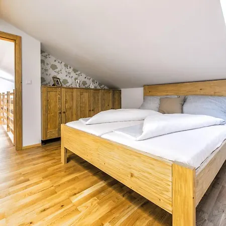 Apartments Srdiecko - Jasna South, Forest View, Sauna In One Apt Fireplace In Both Horná Lehota